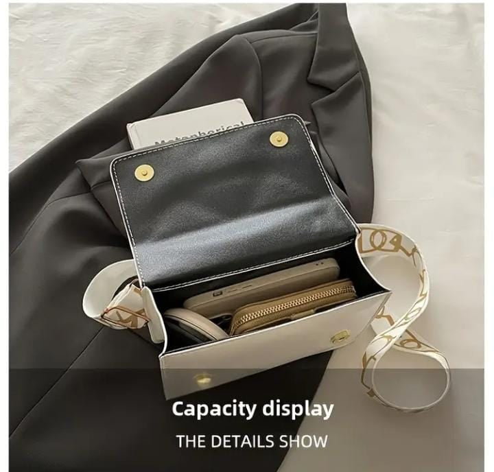 Versatile white shoulder & crossbody bag for women 🤍✨