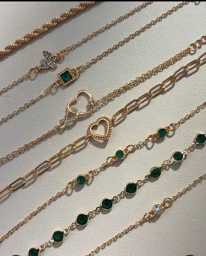 Elegant Bracelet Set ✨